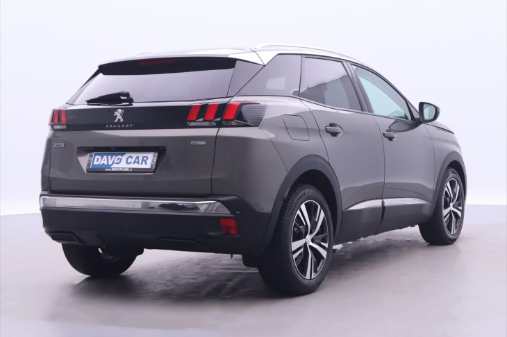 Peugeot 3008 1,2 PT 96kW Allure Pano 1.Maj
