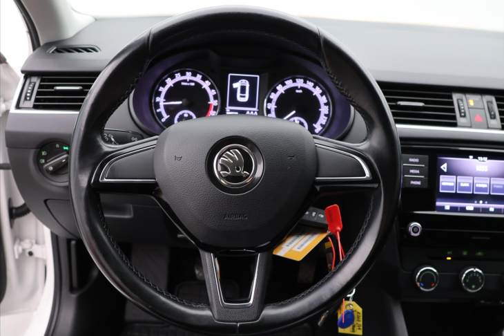 Škoda Octavia 1,6 TDI 85kW CZ Ambition DPH