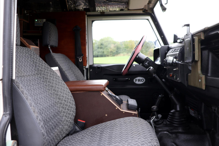 Land Rover Defender 2,5 110 Hard Top
