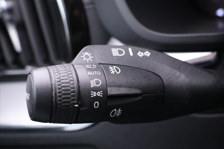 Volvo XC60 2,0 D5 AWD CZ Inscription DPH