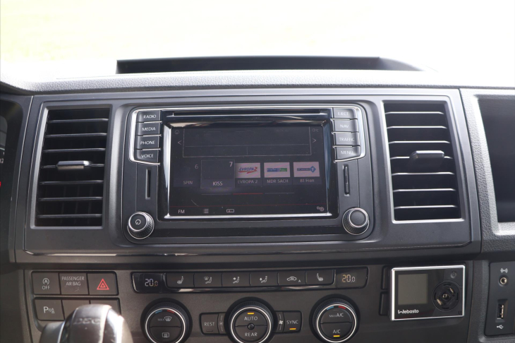 Volkswagen Caravelle 2,0 TDI 150kW DSG 8Míst Comfort