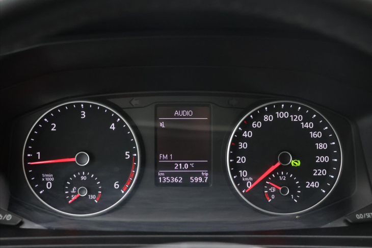 Volkswagen Transporter 2,0 TDI DSG Long Dílna CZ DPH