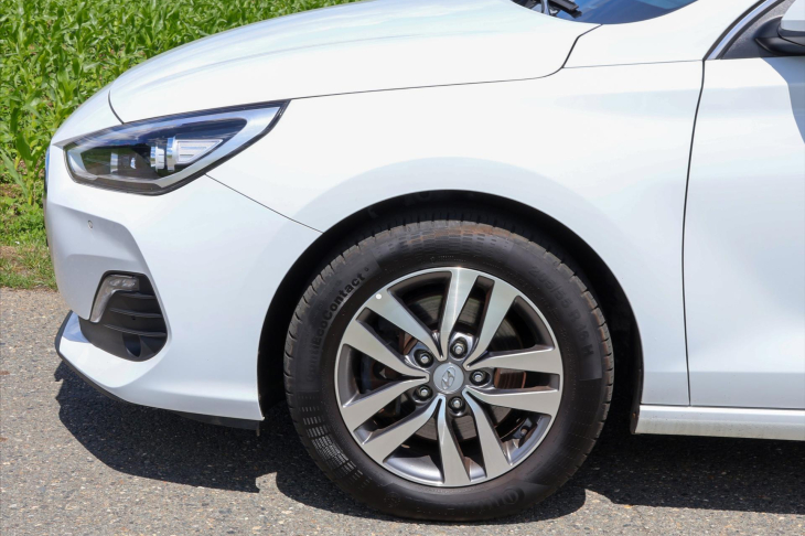 Hyundai i30 1.6 CRDi Automat CZ Style LED