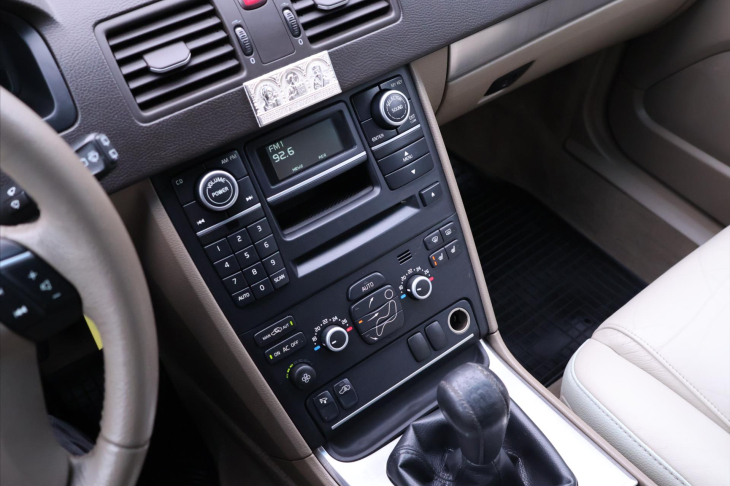 Volvo XC90 2,4 D 138KW 4X4 KLIMA