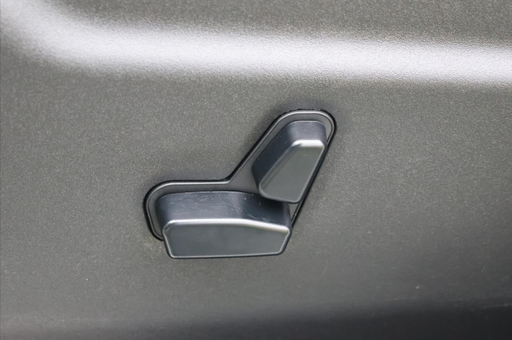 Jeep Grand Cherokee 3,0 CRDI 184kW CZ Edition S