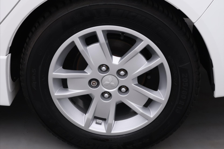 Mitsubishi Lancer 1,8 MIVEC 103kW CZ Sportback