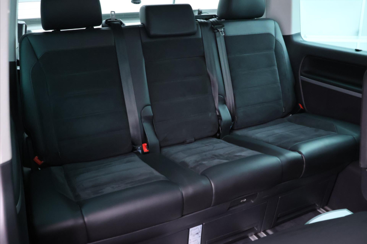 Volkswagen Multivan 2,0 TDI 146kW DSG CZ Highline 4x4