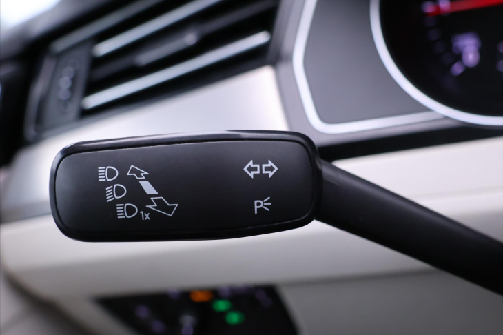 Volkswagen Passat 2,0 110kW Highline 4Motion CZ