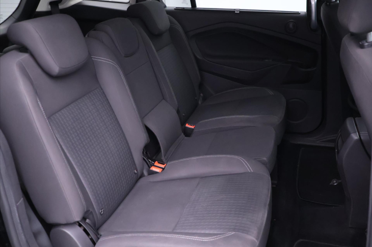 Ford Grand C-MAX 2,0 TDCI 110kW 7-Míst 1.Maj