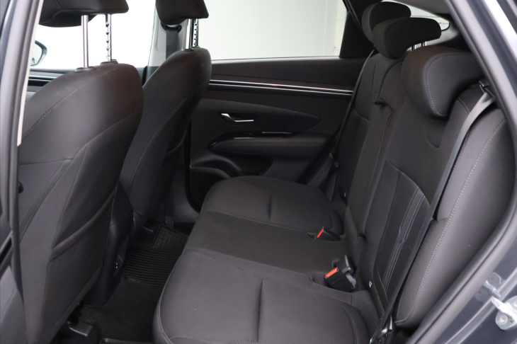 Hyundai Tucson 1,6 T-GDI HEV 169kW Comfort Zaruka