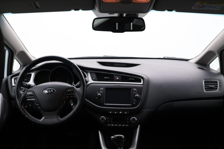 Kia Ceed 1.6 CRDi 100kW Aut. CZ DPH