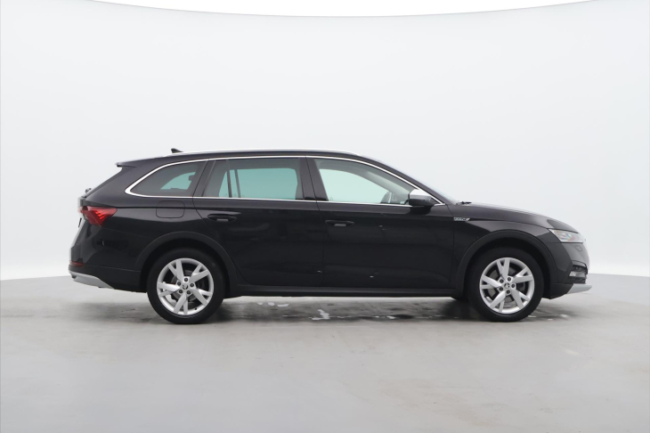 Škoda Octavia 2,0 TDI 147kW DSG 4x4 Scout DPH