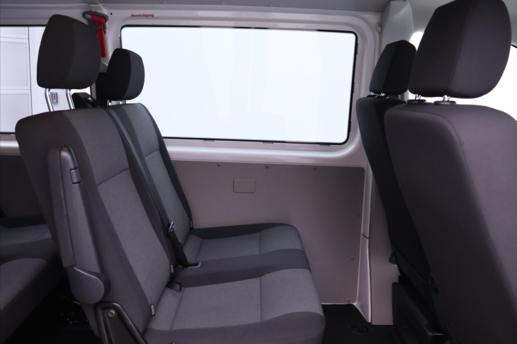 Volkswagen Transporter 2,0 TDI 9-Míst DPH Long 1.Maj.