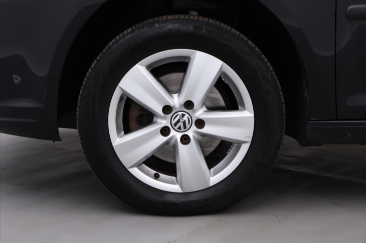 Volkswagen Caddy 1,6 TDI 75kW DSG Tažné Serv.Kn