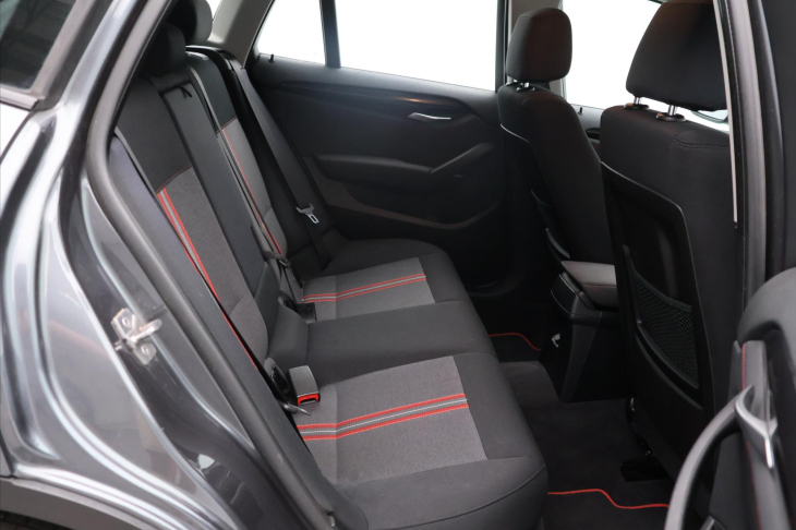 BMW X1 2,0 18da 105kW xD Sport Line