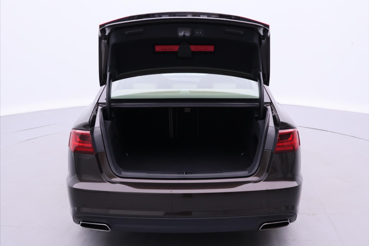 Audi A6 3,0 TDI 235kW quattro CZ DPH