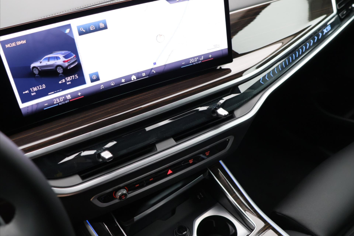 BMW X5 3,0 50e xDrive 230kW CZ DPH