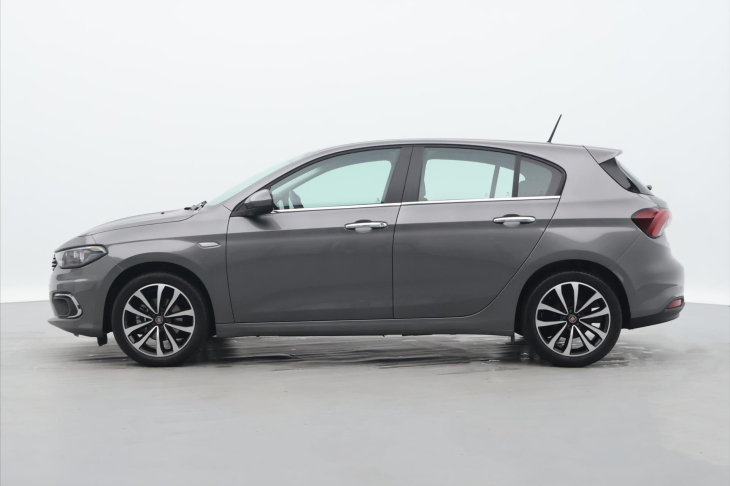 Fiat Tipo 1,4 16V 70kW CZ Street 4800km