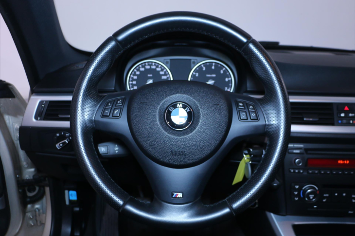 BMW Řada 3 2,0 i 125kW Edition Kůže
