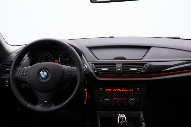 BMW X1 2,0 18da 105kW xD Sport Line