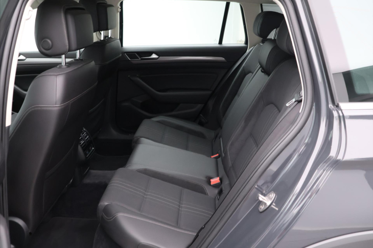 Volkswagen Passat 2,0 TDI 140kW Alltrack 4M DSG