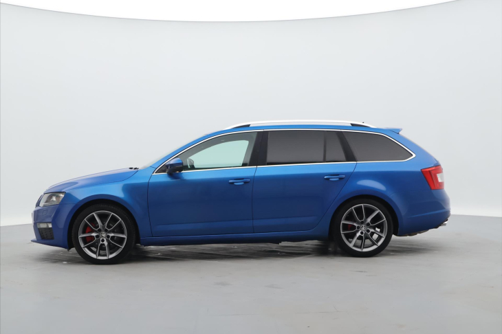 Škoda Octavia 2,0 TDI 135kW Webasto Tažné RS