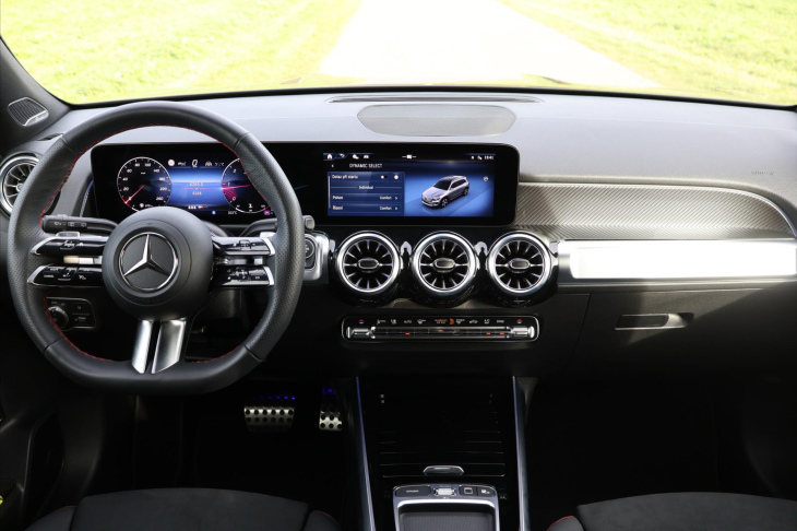 Mercedes-Benz GLB 2,0 200d 4MATIC AMG Premium+