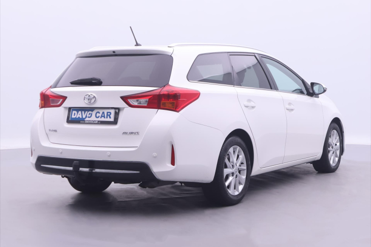 Toyota Auris 2,0 D-4D CZ Sports 1.Maj Tažné