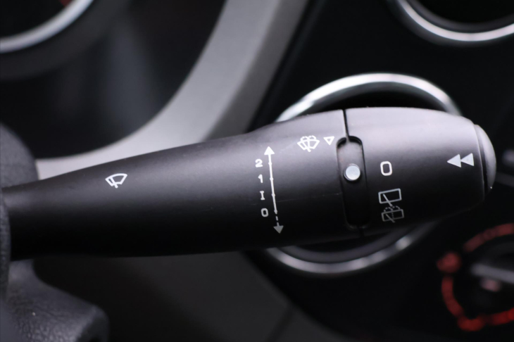 Peugeot Partner Tepee 1,6 VTI 88kW Family Panorama