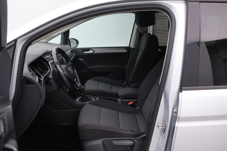 Volkswagen Touran 1,6 TDI 81kW DSG 7-Míst Tažné