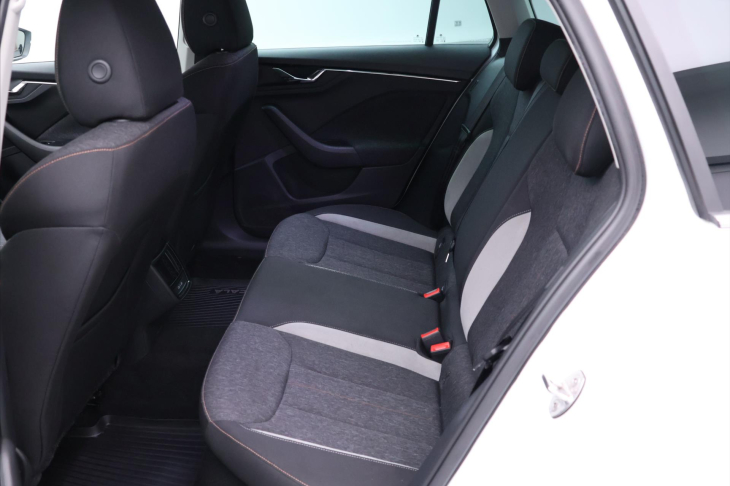 Škoda Scala 1,5 TSI 110kW Style CZ 1.Maj.