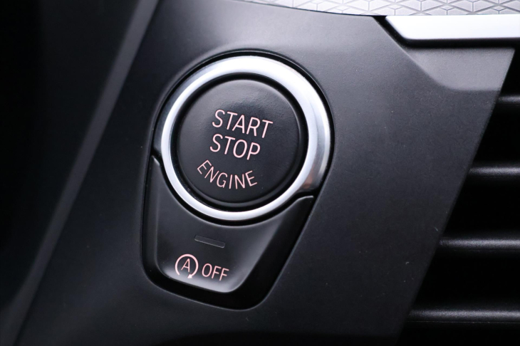 BMW X4 2,0 20xD 140kW CZ M-Sport LED