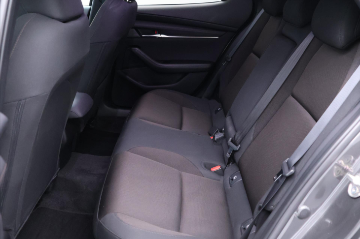 Mazda 3 2,0 e-Skyactiv 137kW CZ