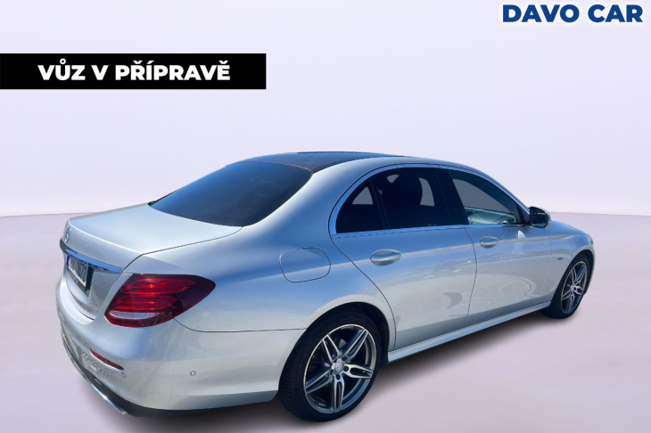 Mercedes-Benz Třídy E 2,0 220d 143kW AMG Burmester