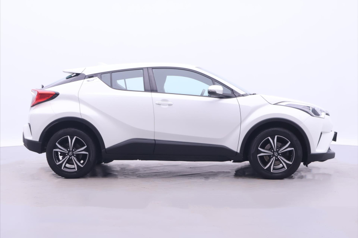 Toyota C-HR 1,2 Turbo 85kW CZ Serv.kniha