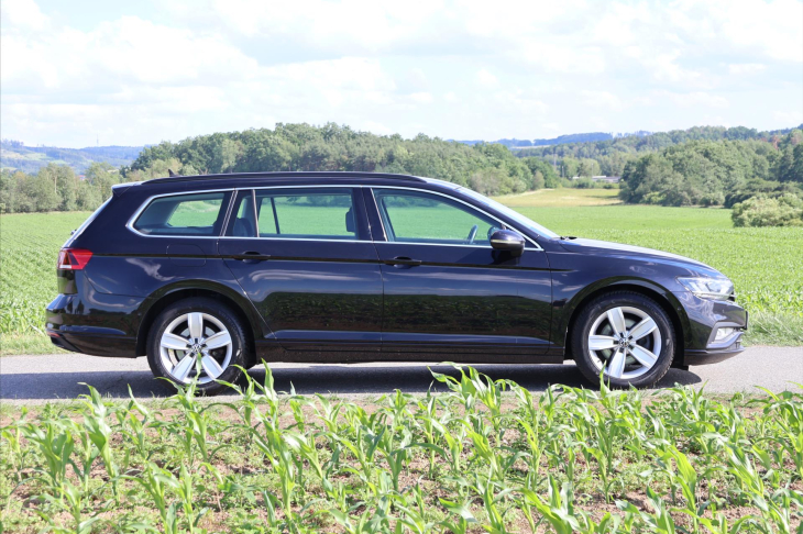 Volkswagen Passat 2,0 TDI 140kW DSG LED Aut.klima
