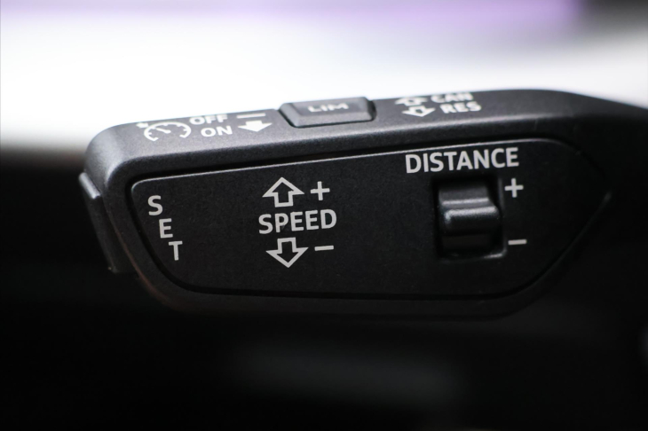 Audi Q7 3,0 TDI 210kW S-line CZ 1 Maj