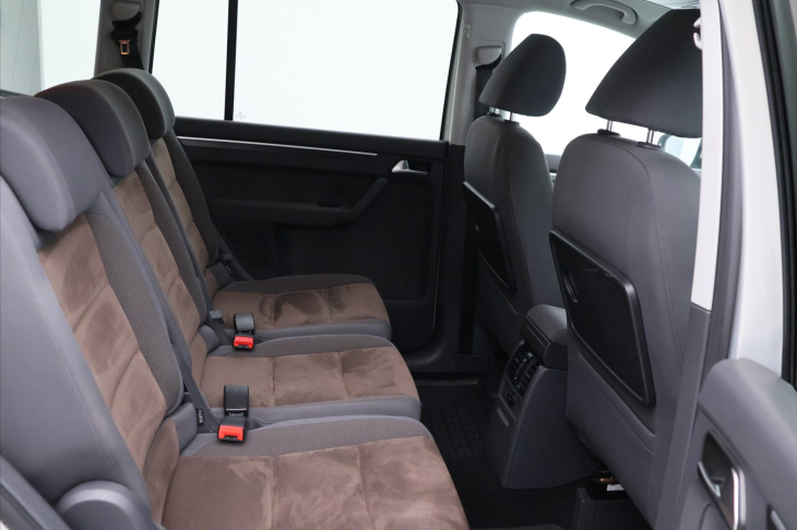 Volkswagen Touran 2,0 TDI 103kW Highline Tažné