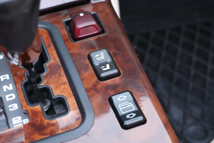 Mercedes-Benz SL 5,0 500 Roadster 235kW