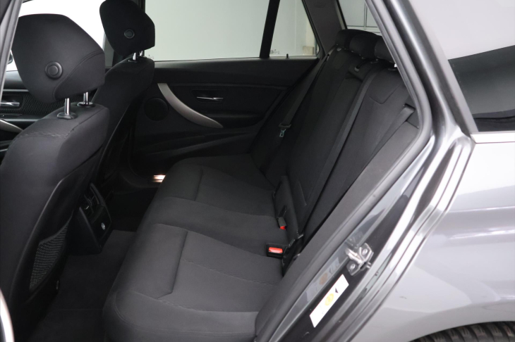 BMW Řada 3 2,0 320 XDrive 135kW Aut.