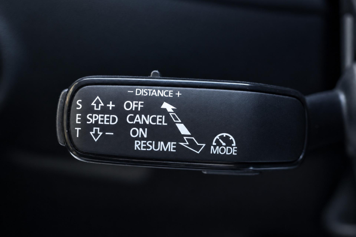 Škoda Superb 2,0 TDI DSG 110kW Style Navi