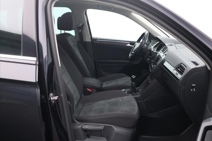 Volkswagen Tiguan 2.0 TDI 110kW 4MOT Highline DPH