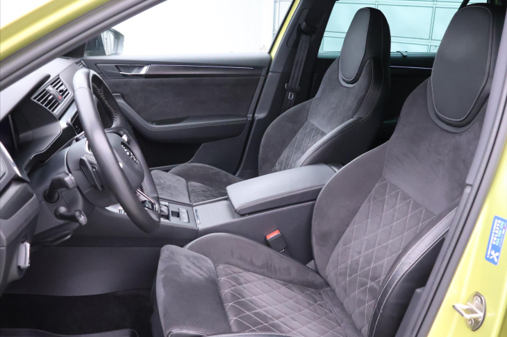 Škoda Superb 2,0 TDI 147kW DSG Sportline DPH