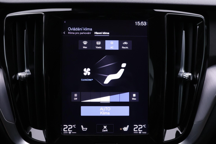 Volvo V60 2,0 D4 Aut. Momentum 1.Maj.