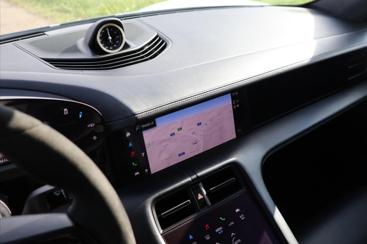 Porsche Taycan Turbo 460kW DPH CZ
