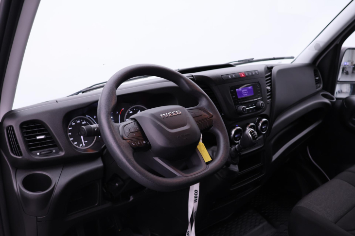 Iveco Daily 2,3 115kW L2H2 DPH