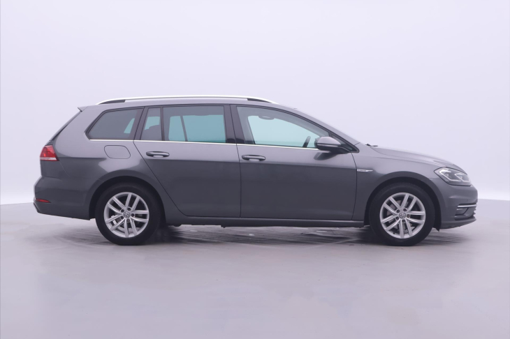 Volkswagen Golf 1,5 TGI 96kW Highline DSG CZ DPH