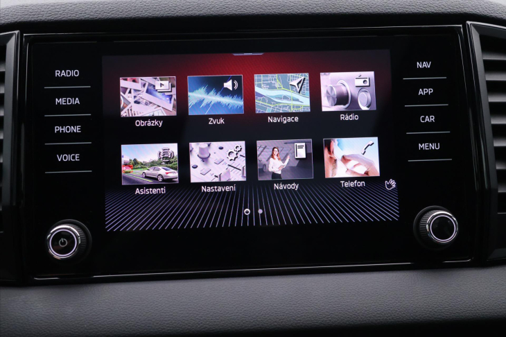 Škoda Karoq 1,5 TSI DSG Sportline 1Maj DPH