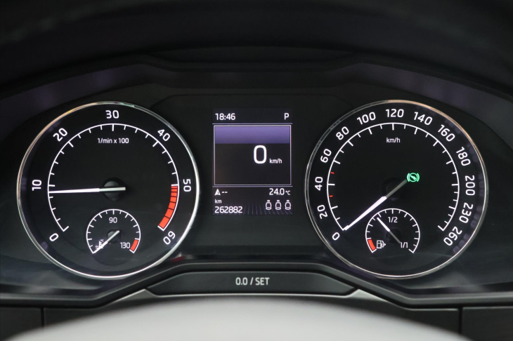 Škoda Superb 2,0 TDI 140kW 4x4 DSG Style CZ