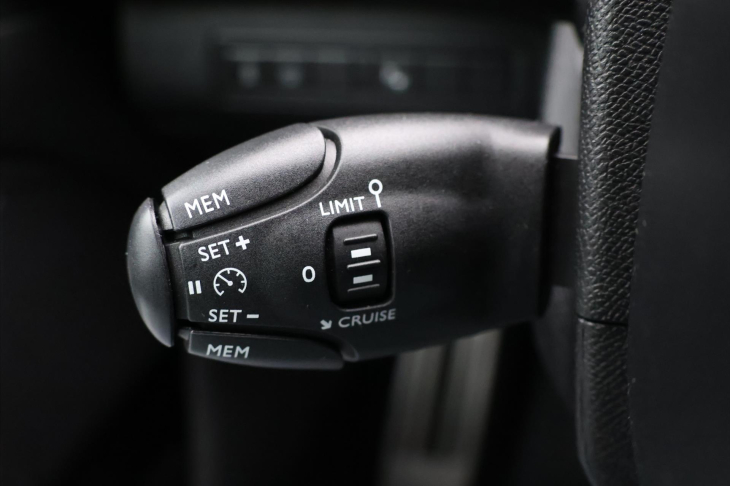 Peugeot 308 1,2 96kW GT-Line LED tažné Klima